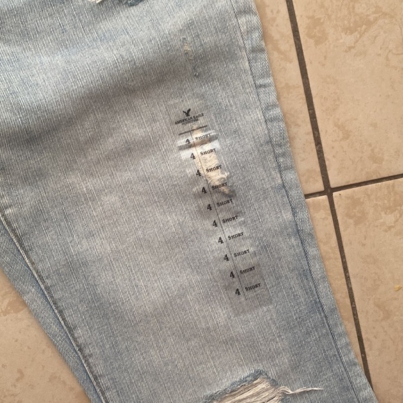American Eagle Favorite Boyfriend Jeans - Picture 4 of 4